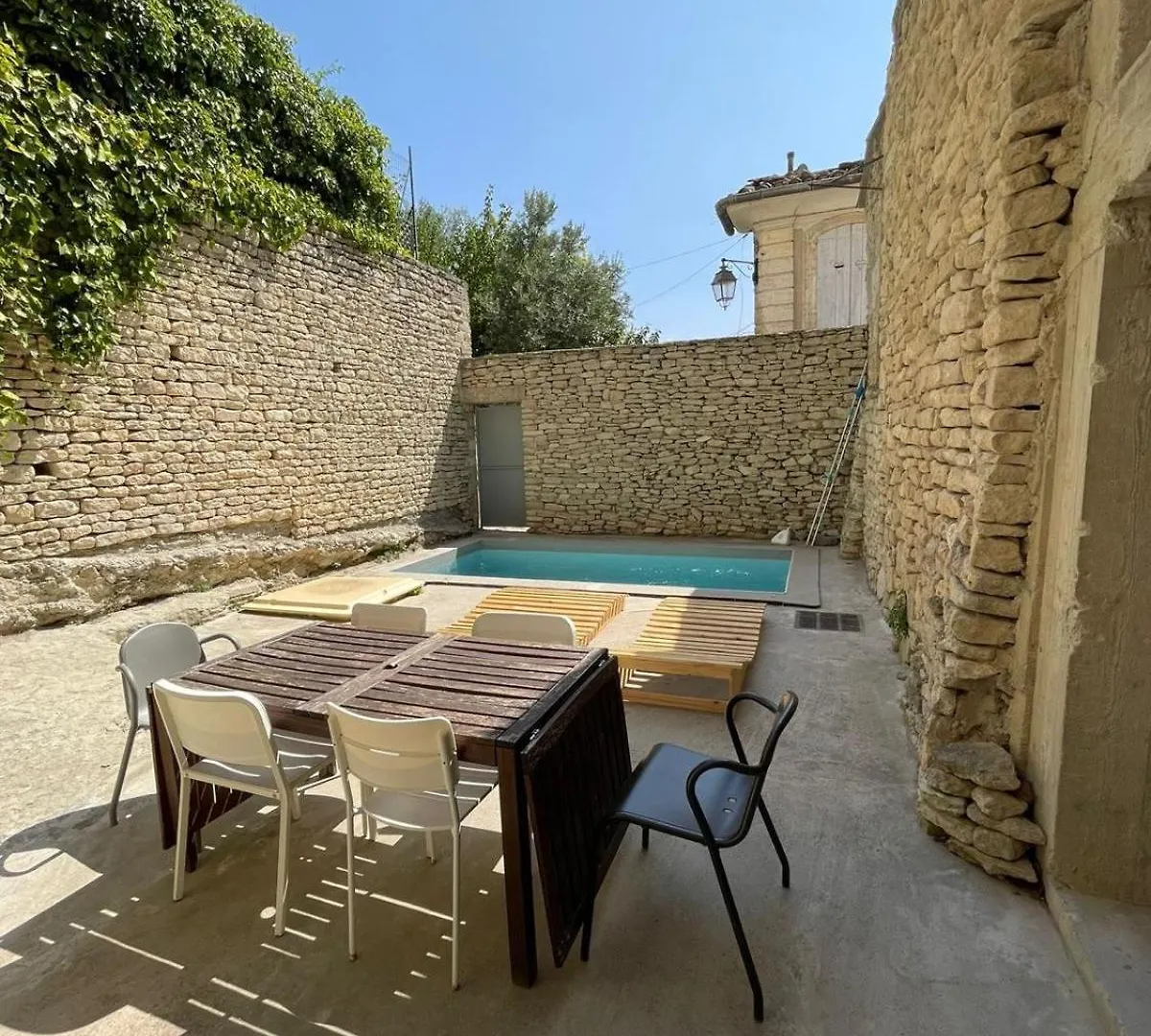 Maison Exceptionnelle Au Coeur De Gordes Avec Piscine Privee Et Vue Panoramique France