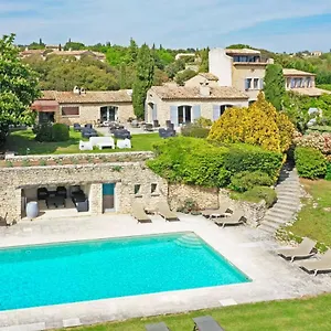 Domaine De L'enclos Bed and breakfast